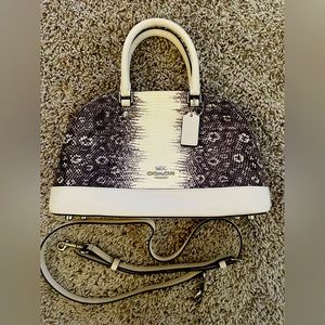 Coach KADY an excellent like new condition